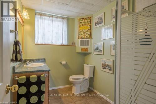 1755A Salem Road, Prince Edward County (Ameliasburgh), ON - Indoor Photo Showing Bathroom