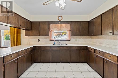 70 Fryer Street, Amherstburg, ON - Indoor Photo Showing Kitchen With Double Sink