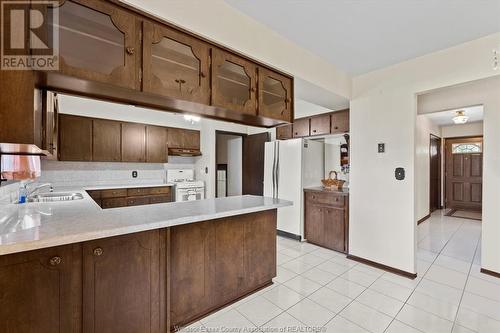 70 Fryer Street, Amherstburg, ON - Indoor Photo Showing Kitchen