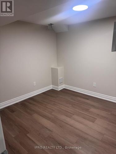 Bsmt - 40 Beachville Circle, Brampton, ON - Indoor Photo Showing Other Room