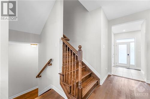 147 Pictou Crescent, Ottawa, ON - Indoor Photo Showing Other Room