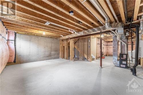 147 Pictou Crescent, Ottawa, ON - Indoor Photo Showing Basement