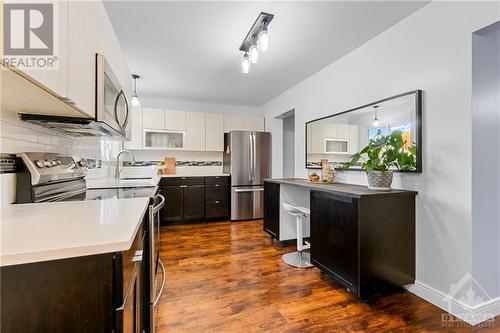 2336 Orient Park Drive Unit#68, Ottawa, ON - Indoor Photo Showing Kitchen