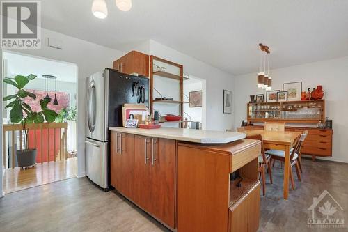 5 Beaumaris Drive, Ottawa, ON - Indoor Photo Showing Kitchen