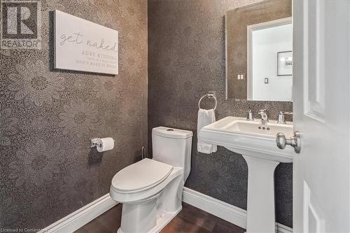 17 Winegarden Trail, Hamilton, ON - Indoor Photo Showing Bathroom