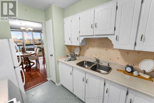 809 - 55 William Street E, Oshawa (O'Neill), ON - Indoor Photo Showing Kitchen With Double Sink