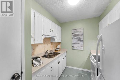 809 - 55 William Street E, Oshawa (O'Neill), ON - Indoor Photo Showing Kitchen With Double Sink