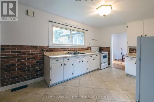 61 Nicholas Street, Quinte West, ON - Indoor Photo Showing Kitchen With Double Sink