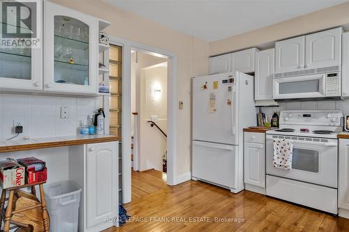 1365 Dobbin Avenue, Peterborough (Monaghan), ON - Indoor Photo Showing Kitchen