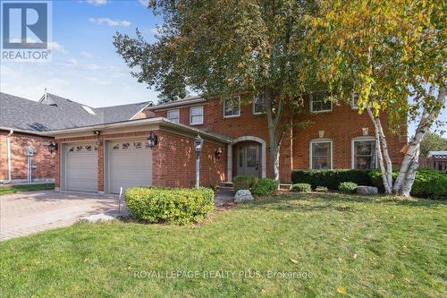 1413 Thistledown Road, Oakville, ON - Outdoor With Facade