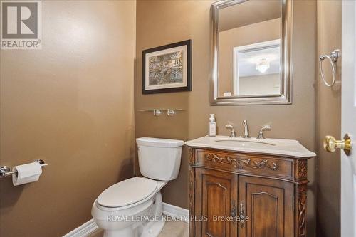 1413 Thistledown Road, Oakville, ON - Indoor Photo Showing Bathroom