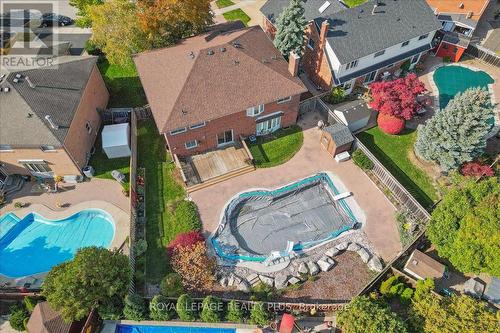 1413 Thistledown Road, Oakville, ON - Outdoor With In Ground Pool