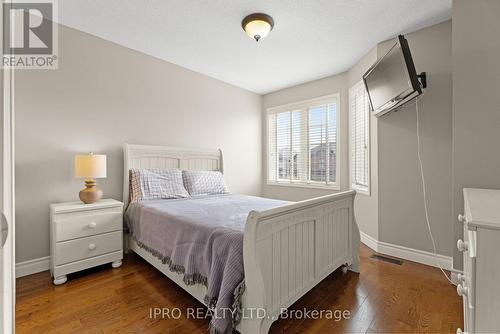 56 Fandango Drive, Brampton, ON - Indoor Photo Showing Bedroom