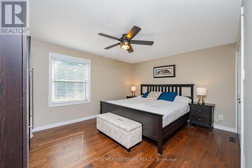 10 Baylor Crescent, Halton Hills, ON - Indoor Photo Showing Bedroom