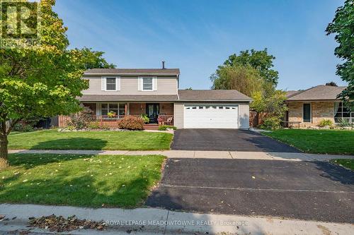 10 Baylor Crescent, Halton Hills, ON - Outdoor With Deck Patio Veranda With Facade