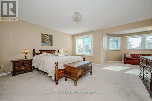 423 Parklane Road, Oakville, ON - Indoor Photo Showing Bedroom