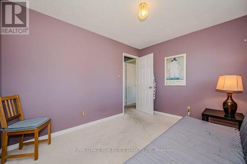 423 Parklane Road, Oakville, ON - Indoor Photo Showing Bedroom