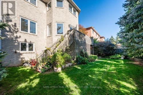 423 Parklane Road, Oakville, ON - Outdoor