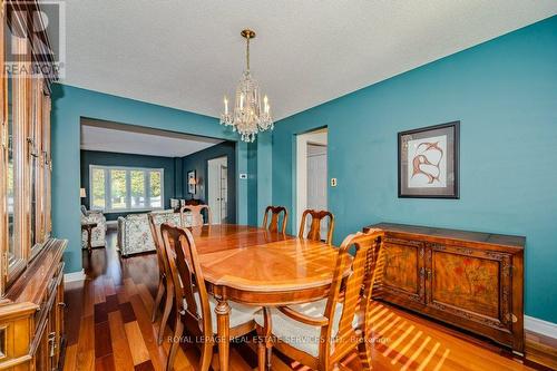 423 Parklane Road, Oakville, ON - Indoor Photo Showing Dining Room