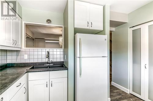 726 Auger Avenue Unit# A7, Sudbury, ON - Indoor Photo Showing Kitchen With Double Sink