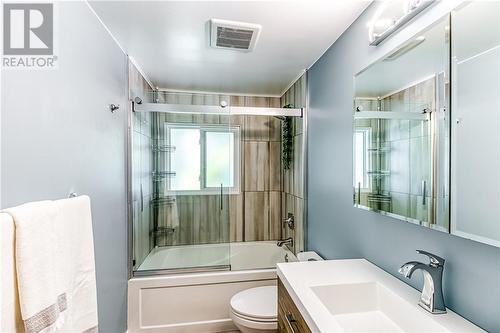 726 Auger Avenue Unit# A7, Sudbury, ON - Indoor Photo Showing Bathroom