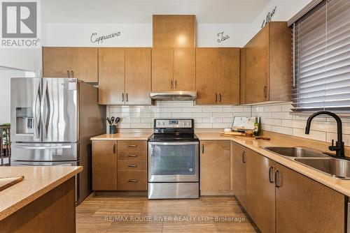 73 Songbird Crescent, Kawartha Lakes, ON - Indoor Photo Showing Kitchen With Double Sink