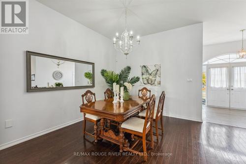 73 Songbird Crescent, Kawartha Lakes, ON - Indoor Photo Showing Dining Room