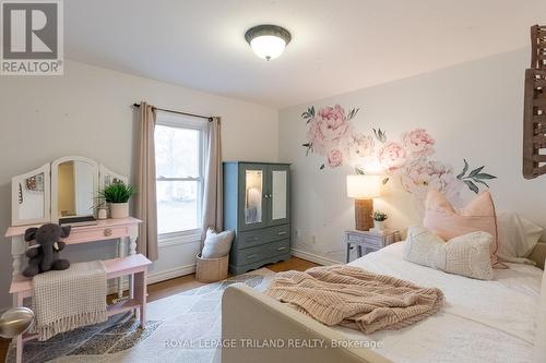 4512 Colonel Talbot Road, London, ON - Indoor Photo Showing Bedroom