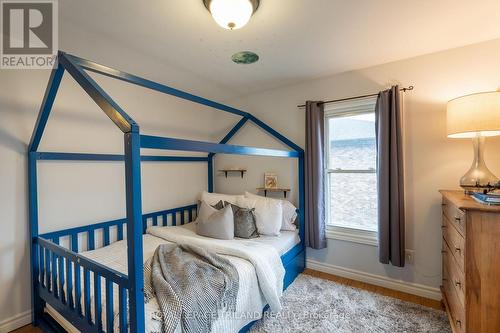 4512 Colonel Talbot Road, London, ON - Indoor Photo Showing Bedroom