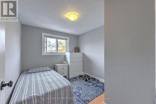 32 - 311 Vesta Road, London, ON - Indoor Photo Showing Bedroom