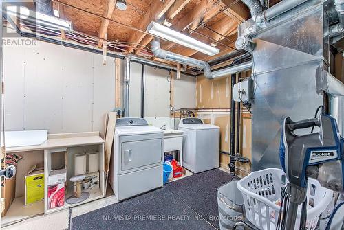 32 - 311 Vesta Road, London, ON - Indoor Photo Showing Laundry Room