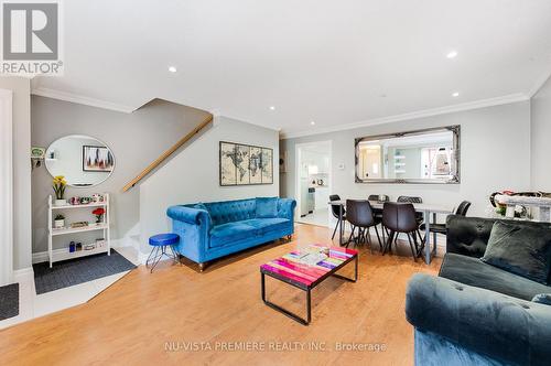 32 - 311 Vesta Road, London, ON - Indoor Photo Showing Living Room