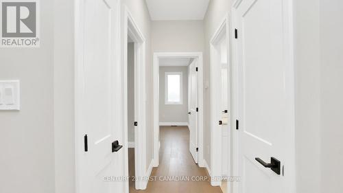 144 Shirley Street, Thames Centre (Thorndale), ON - Indoor Photo Showing Other Room