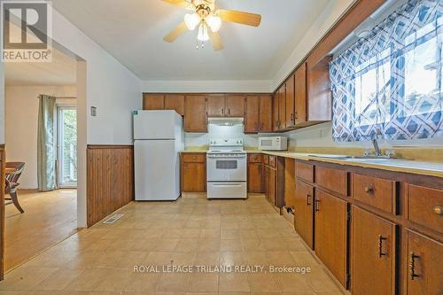 8 Hamilton Street, St. Thomas, ON - Indoor Photo Showing Kitchen