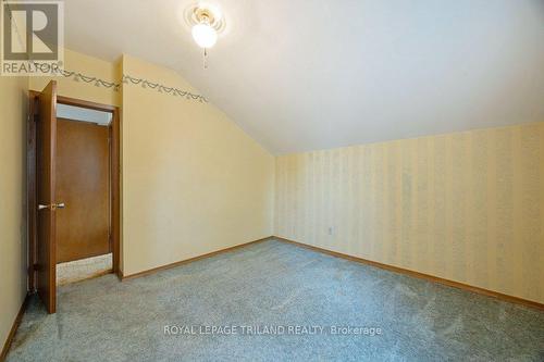 8 Hamilton Street, St. Thomas, ON - Indoor Photo Showing Other Room