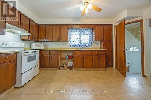 8 Hamilton Street, St. Thomas, ON - Indoor Photo Showing Kitchen