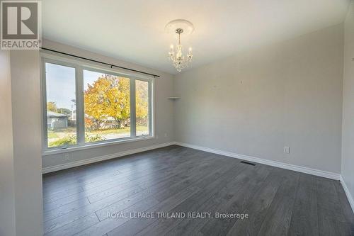 6 Erinlea Drive, St. Thomas, ON - Indoor Photo Showing Other Room