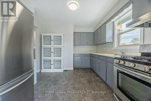 6 Erinlea Drive, St. Thomas, ON - Indoor Photo Showing Kitchen