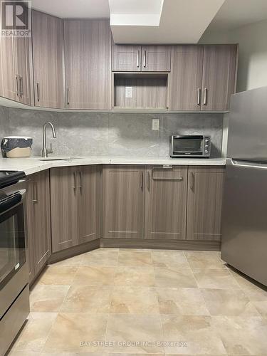 Lower - 81 Grandlea Crescent, Markham, ON - Indoor Photo Showing Kitchen