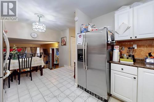 7 - 61 Driftwood Avenue, Toronto, ON - Indoor Photo Showing Kitchen