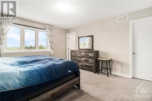 112 Livorno Court, Ottawa, ON - Indoor Photo Showing Bedroom