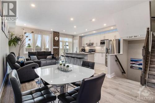 112 Livorno Court, Ottawa, ON - Indoor Photo Showing Dining Room