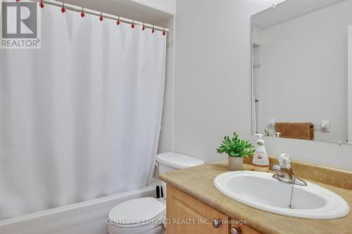 213 Farrier Crescent, Peterborough (Northcrest), ON - Indoor Photo Showing Bathroom