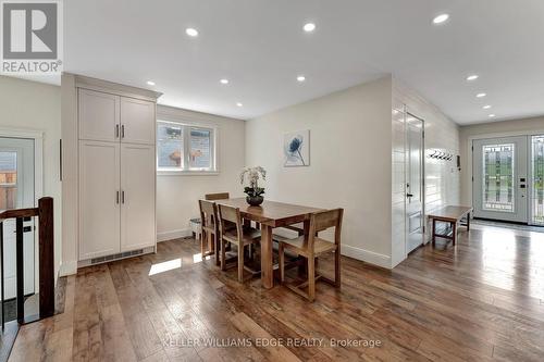 23 Regis Court, Hamilton, ON - Indoor Photo Showing Dining Room