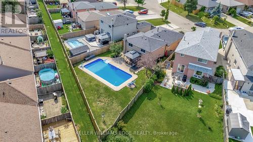 23 Regis Court, Hamilton, ON - Outdoor With In Ground Pool With View