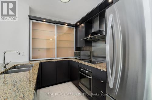 307 - 1430 Yonge Street, Toronto, ON - Indoor Photo Showing Kitchen With Double Sink