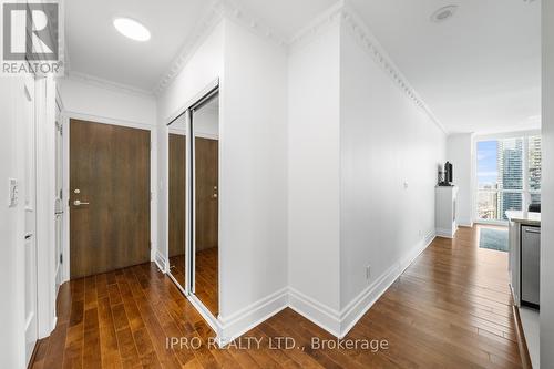 3402 - 16 Harbour Street, Toronto, ON - Indoor Photo Showing Other Room