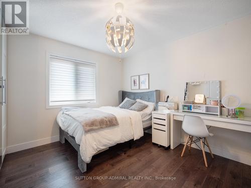 341 Lauderdale Drive, Vaughan, ON - Indoor Photo Showing Bedroom