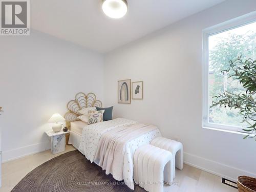 164 Broadview Avenue, Toronto, ON - Indoor Photo Showing Bedroom