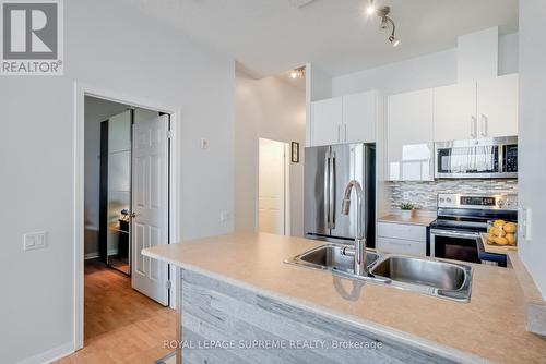 1110 - 1600 Keele Street, Toronto, ON - Indoor Photo Showing Kitchen With Stainless Steel Kitchen With Double Sink